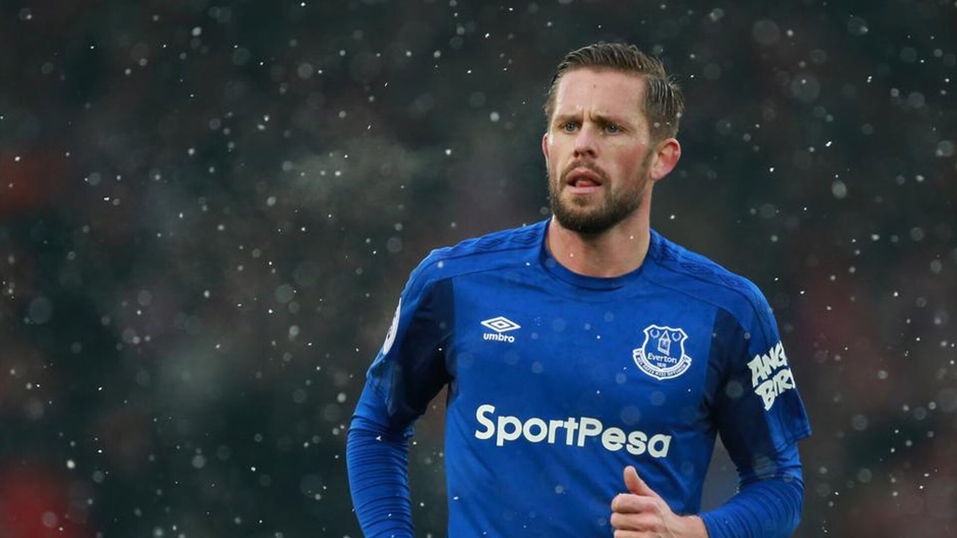 纽约之巅，尼克斯生死战力克湖人，詹姆斯在焦点战中完成自我证明