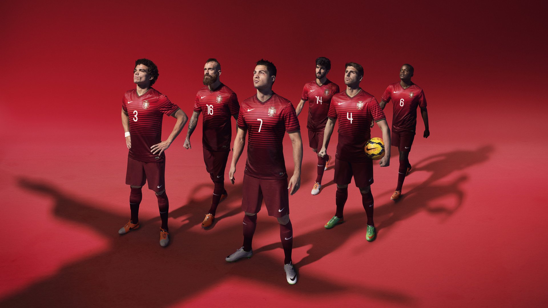 曼城完胜墨西哥，西甲国家德比焦点战揭示现代足球的战术融合