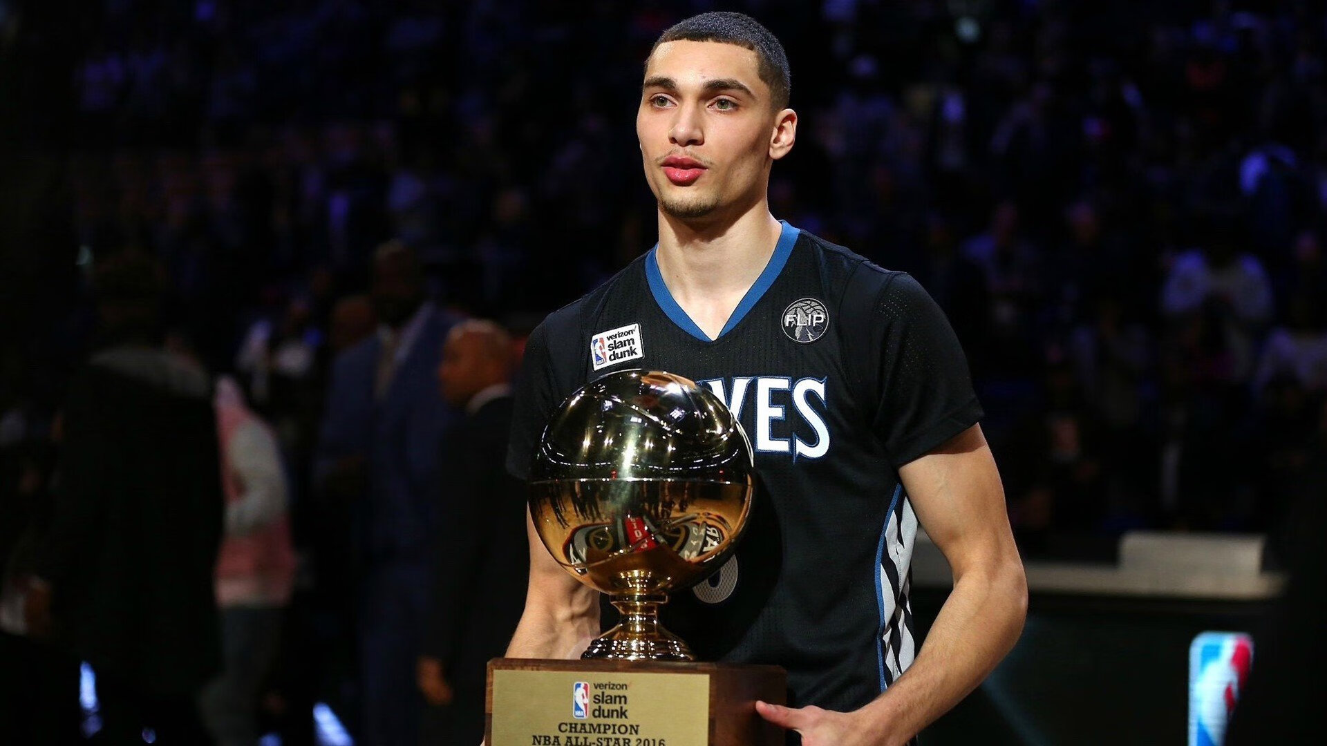 维也纳的孤勇者,当ATP总决赛力克年终总决赛,蒂姆惊艳四座的背后是网球灵魂的倔强回响